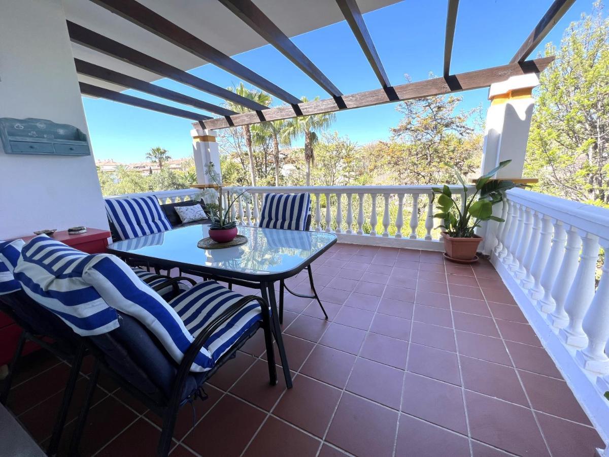 Precioso Apartamento Puerto Banus Marbella Exterior photo